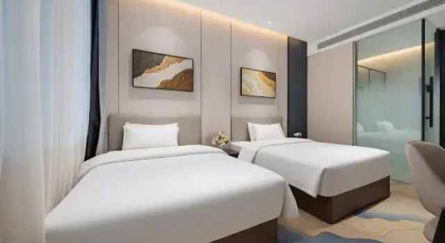 Люкс Deluxe Golden Coast Resort Hotel (Yantai Nanshan Yacht Club)