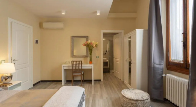 Номер Standard Carla's Rooms with Private Bathroom & Shared Kitchen