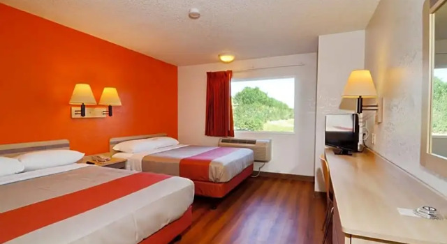 Номер Standard Motel 6 North Palm Springs, CA - North