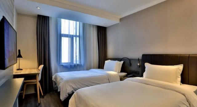 Hanting Premium Hotel Lianyungang Suning Plaza, Prenota Hotel Hotel a Jiangsu con parcheggio, Parcheggio