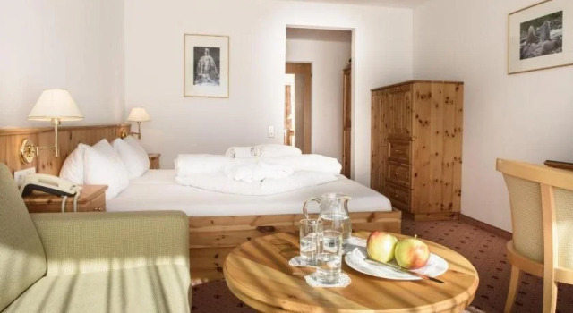 Alpenhof Messmer, Book Hotel Hotels in Vorarlberg with a Pool, Swimming Pool