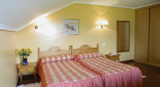 Quinfer, Rezerwuj Hotel Noja 