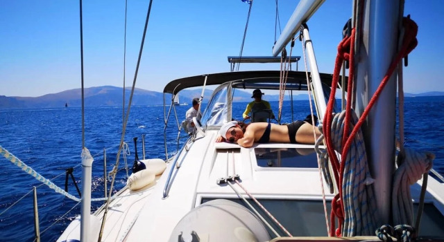 Property With in Athens With Wonderful sea View 100 m Fr, Забронировать Отель Алимос Афины