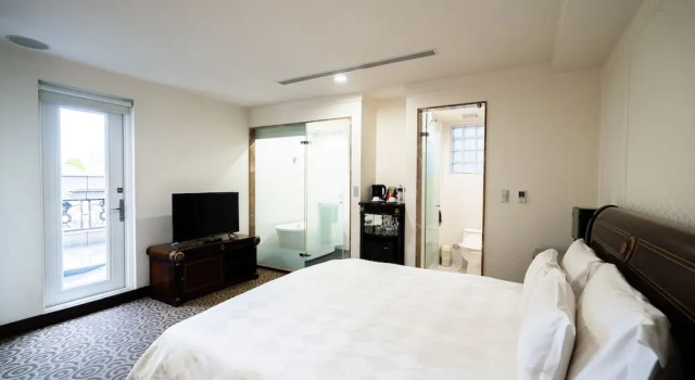 Двухместный номер Executive с балконом XINSHE Hotel - Linsen