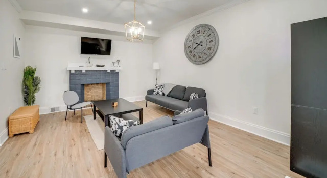 4 Mi to Dtwn: Pet-friendly Home in Pittsburgh, Varaa Lomakoti Mökit kohteessa Pittsburgh, Mökki
