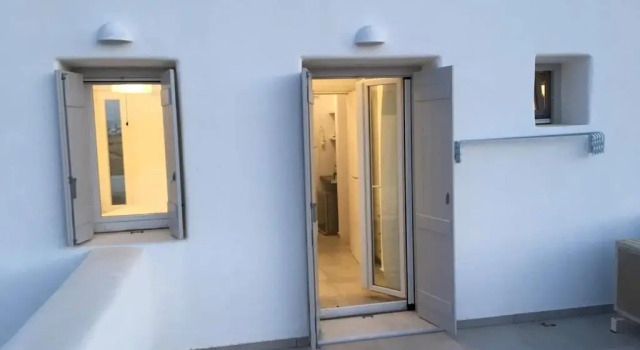 Коттедж White & Grey Villas Paros - 3 Bedroom House