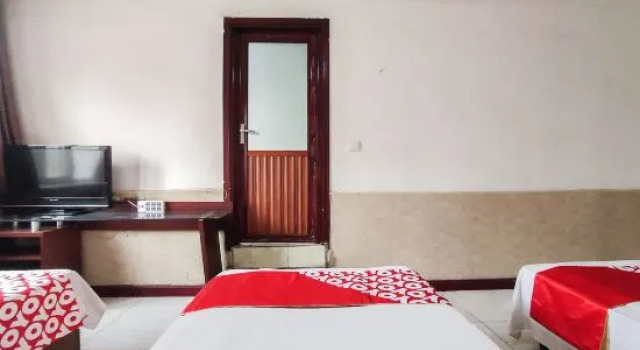 Трёхместный номер Standard Korla Wangyue Hotel
