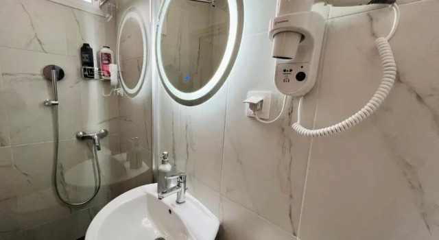 Happy Traveller SKG, Забронировать Отель Отели Салоников с парковкой, рядом с Базилика Святого Димитрия, Парковка