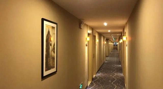 7 Days Premiuma Xichang Laohaiting Qionghai Wetlan, Varaa Hotelli Hotellit Sichuan pysäköinnillä, Pysäköinti