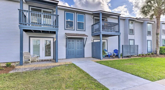 Quaint Condo < Half-mi to Fort Clinch Beach!