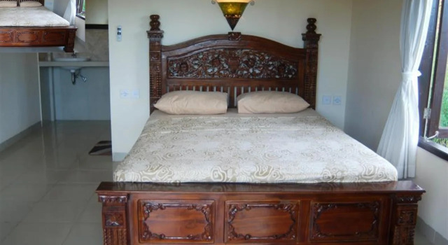 Adi Santia Bungalows, Забронировать Отель Отели провинции Бали с завтраком, Завтраки