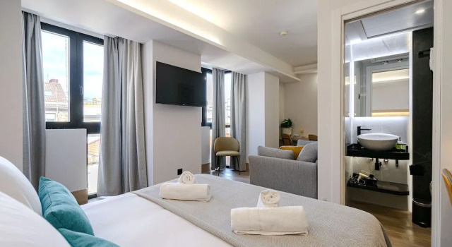 Feelathome Ventas Suites