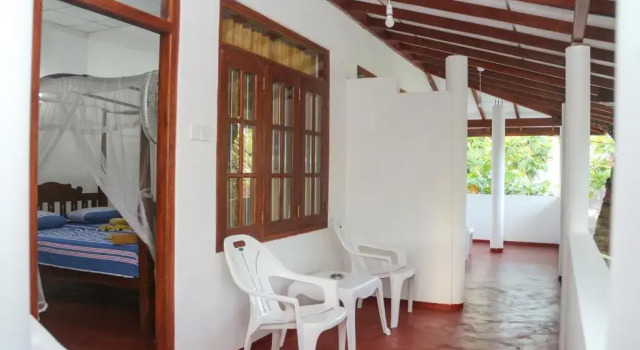 Семейный номер Standard с балконом Tithira Guest House