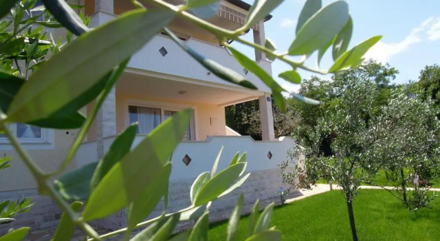 Holiday Home Villa Ivan, Забронировать Вилла Виллы Умаг, Вилла