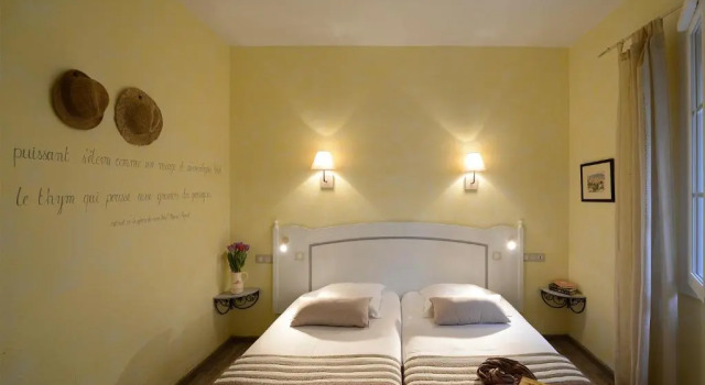 Двухместный номер Superior The Originals Boutique, Hôtel du Parc, Cavaillon