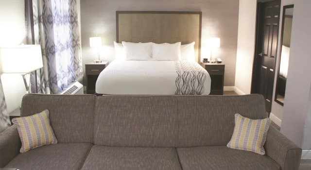 Номер Superior La Quinta by Wyndham Raleigh Downtown North