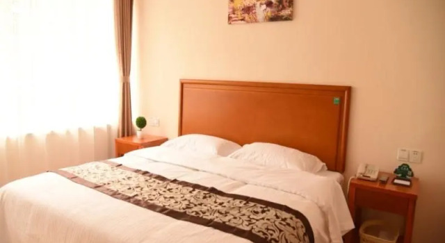 Двухместный номер Standard GreenTree Inn Baishan Linjiang Yalu River Express Hotel