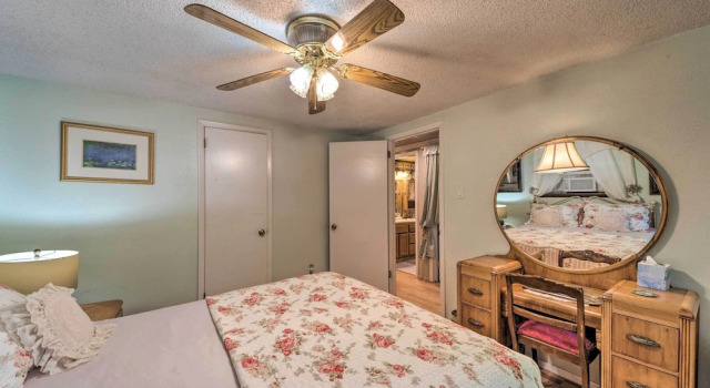 Коттедж Pet-friendly Ruidoso Cabin w/ Hot Tub & Fire Pit