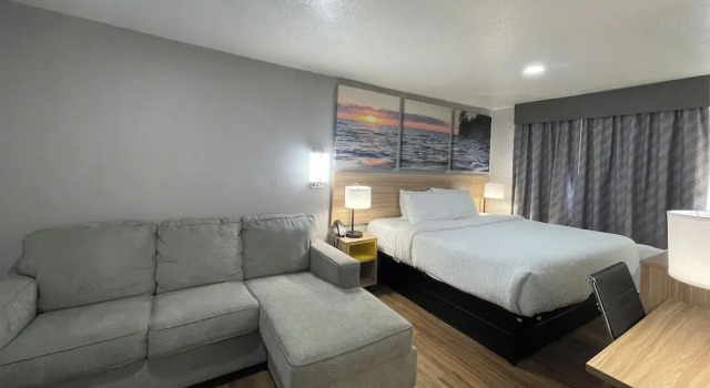 Люкс Days Inn by Wyndham Sulphur Springs