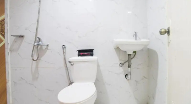 Номер Standard RedDoorz Plus near Tacloban Astrodome