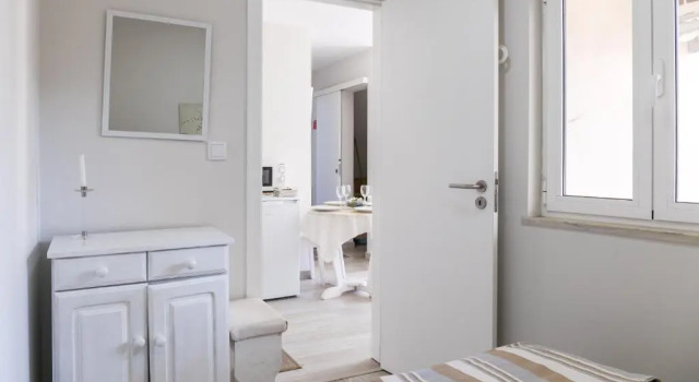 Апартаменты 2 Bedroom house and Garden Lounge