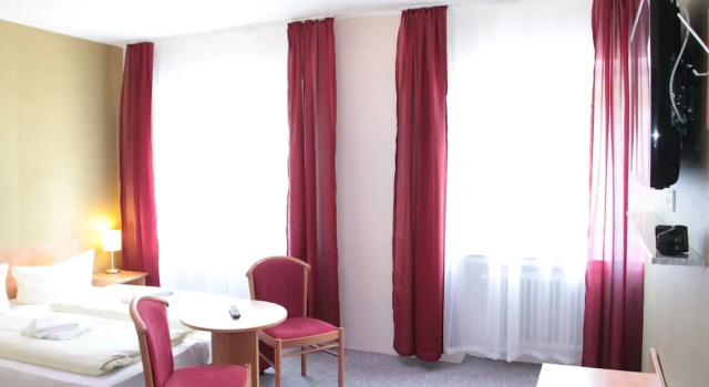 Двухместный номер Classic c 1 комнатой с балконом Hotel Holl