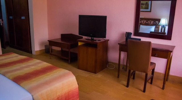 Apartamento Dees Hotels Apartments And Suites