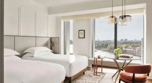 Номер Standard с видом на реку Park Hyatt London River Thames
