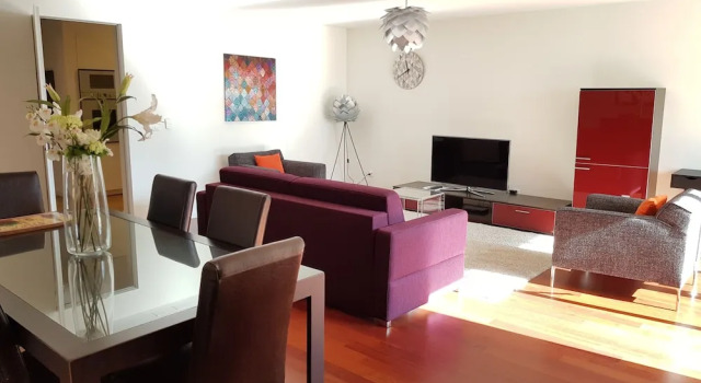 Montreux Lake View Apartments and Spa - Swiss Hotel Apartments, Забронировать Апартаменты/квартира Отели Монтрё с бассейном, рядом с Montreux Christmas Market, Бассейн