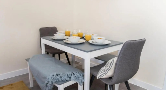 Lovely 2-Bedroom Seaside Retreat with Free Parking, Забронировать Отель Грейт-Ярмут The Broads, рядом с Аквариум Sea Life