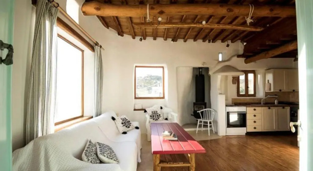 Коттедж Fanari Cottage