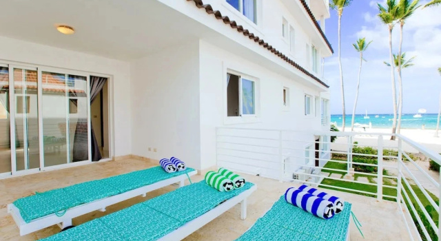 Коттедж Ocean View Apartment With 3 BDR at B Varo Beach