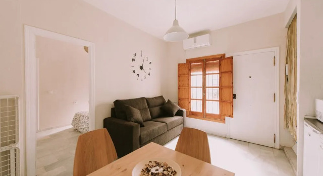 Sevilla Apartments San Luis