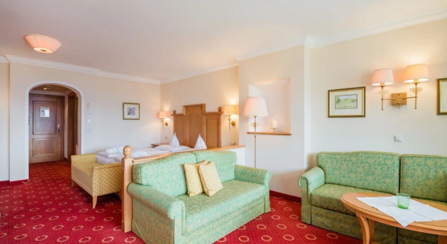 Номер Comfort с балконом Hotel AlpenSchlössl