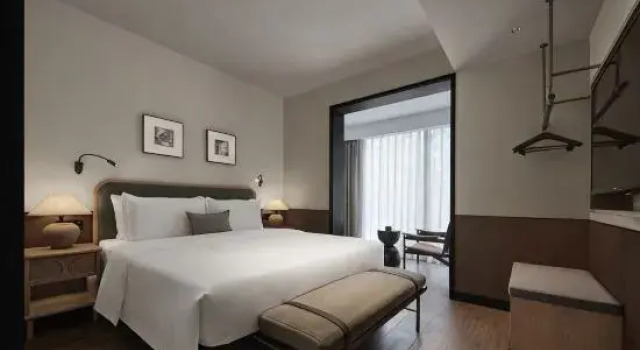 Люкс с 2 комнатами Rainbird Hotel