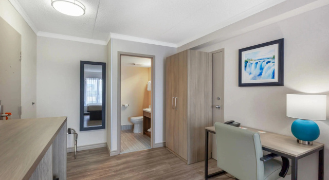 Двухместный номер Standard Quality Inn & Suites
