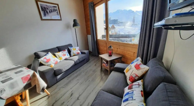 Appartement Les Menuires, 4 pièces, 8 personnes - FR-1-452-21