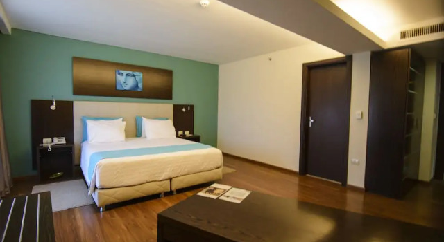 Двухместный полулюкс Awa Resort Hotel