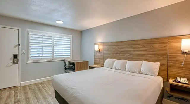 Номер Standard Vagabond Inn San Luis Obispo