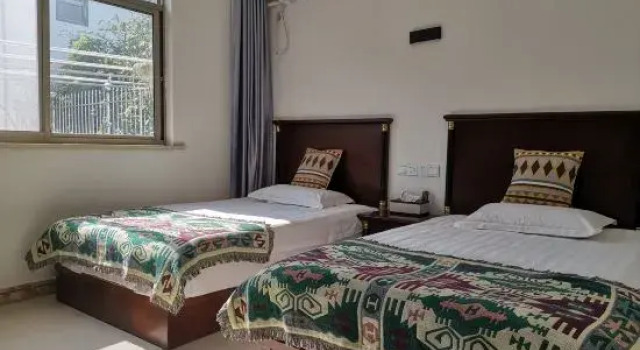 Семейный люкс с видом на внутренний двор Minyueju Homestay