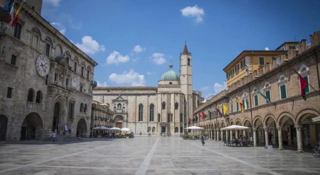 B&B Girasoli, Rezervovat Penzión se snídaní Ascoli Piceno 