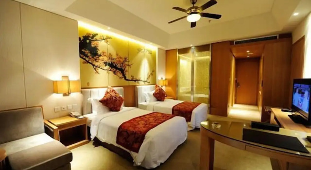 Двухместный номер Standard с балконом и с видом на море Arcadia seaside holiday hotel Beidaihe