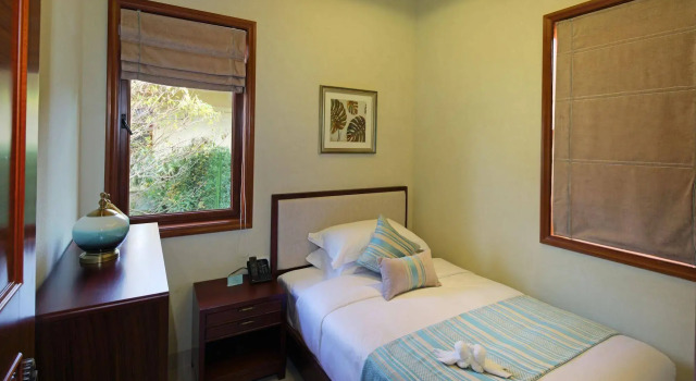 Sanya Ocean Sonic Banling Hotspring Resort