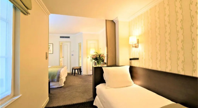 Трёхместный номер Standard Hôtel Henri IV Rive Gauche