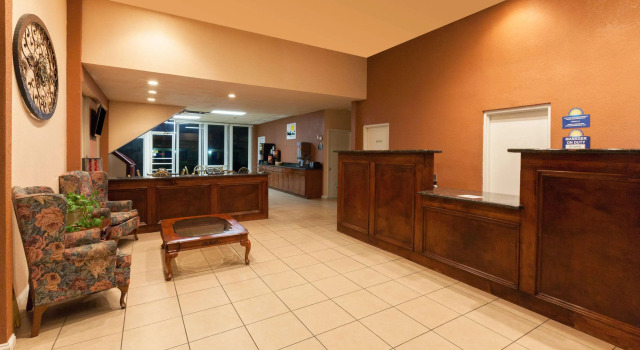 Days Inn - Oklahoma City Fairgrounds, Boek Hotel Hotels in Oklahoma met zwembad, Zwembad