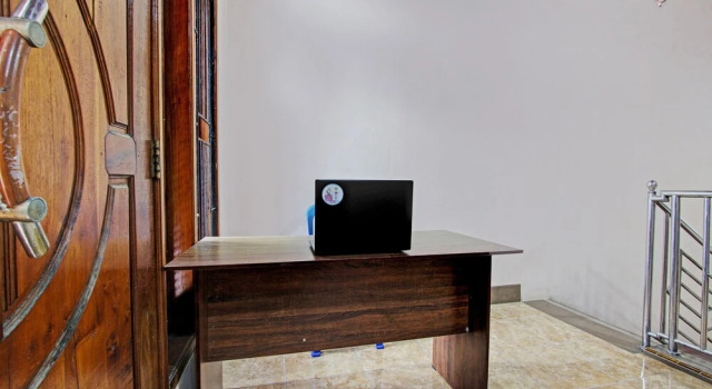OYO 93209 Guest House Cemara 3, Rezervovat Penzión Tegal Central Java