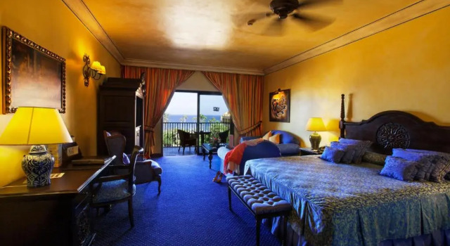 Двухместный номер с видом на море Europe Villa Cortes GL