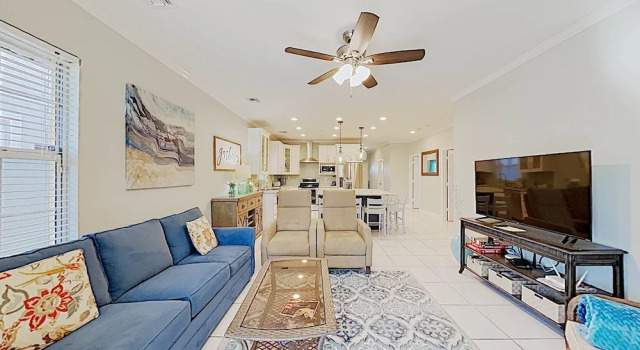 New Listing! Designer Beach W/ Bikes 3 Bedroom Home, Book Feriehus North Naples Florida