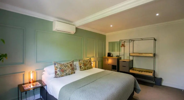 Четырёхместный номер Luxury Twice Central Guest House