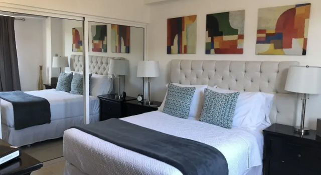 Апартаменты Lincoln Suite